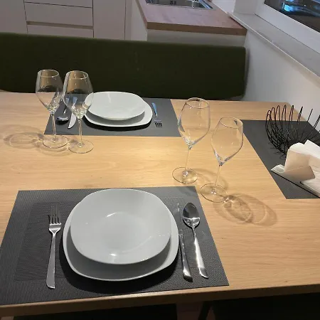 Johanna Apartment *